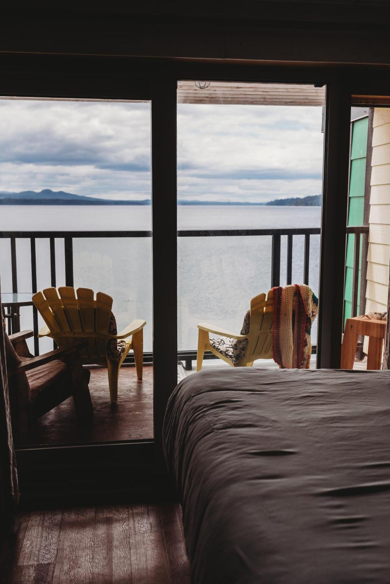 The Oceanfront Hotel Sointula Δωμάτιο φωτογραφία